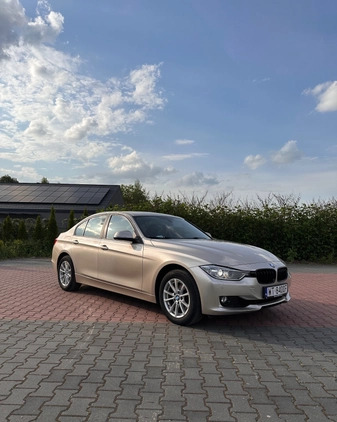 BMW Seria 3 cena 51000 przebieg: 259000, rok produkcji 2015 z Warszawa małe 121